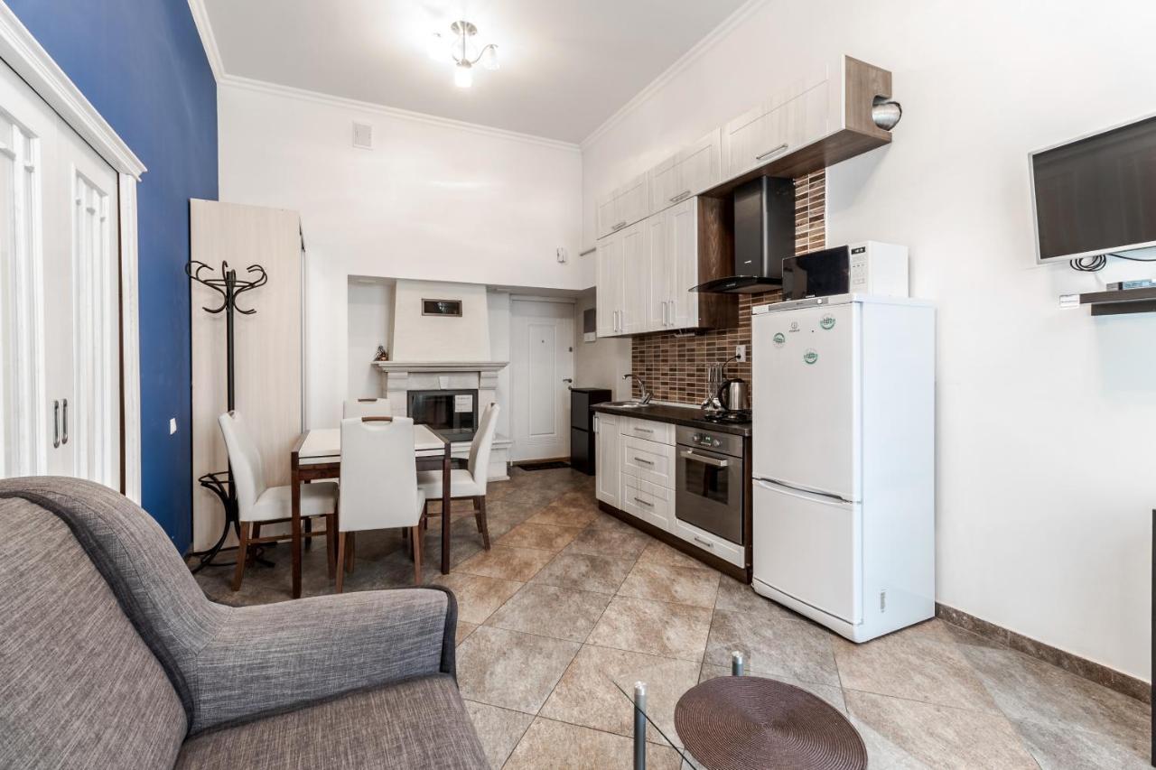 Nikolaj Kopernikus Apartment リヴィウ エクステリア 写真